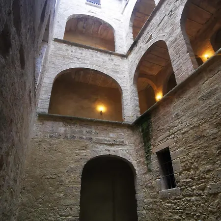 Le Logis Saint Roch Apartment Pezenas Exterior photo